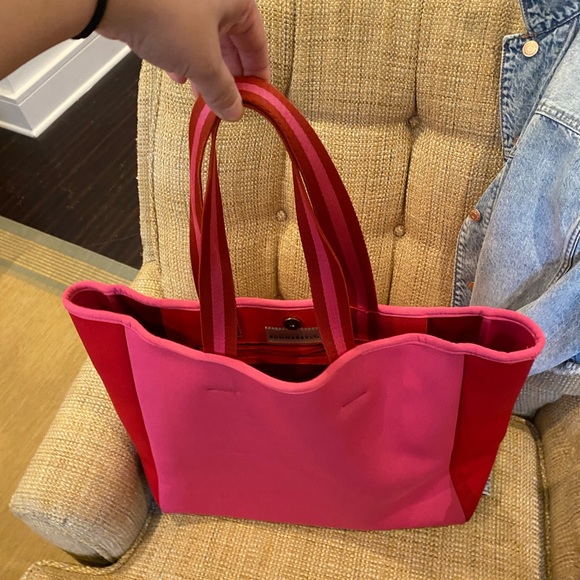 Summersalt pink and red neoprene pool bag - Picture 3 of 6